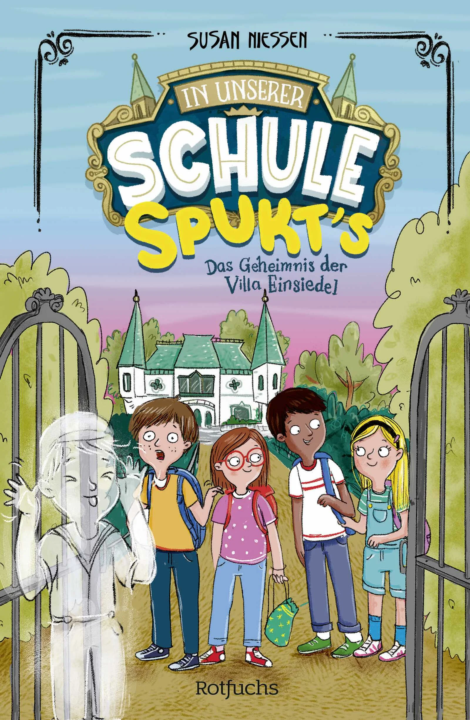 Spaß und Spannung garantiert bei der neuen Reihe um das kleine Schulgespenst Otto von Einsiedel und seine Freunde – abenteuerlich, urkomisch und ziemlich geheimnisvoll!Die Grundschule von Marode ist durch einen Tornado zerstört worden. Da kommt das Angebot gerade richtig, mit der gesamten Schule in die Villa Einsiedel einzuziehen. Bis vor Kurzem lebte dort noch die unheimliche Edith von Einsiedel – nun steht das alte Gemäuer leer. Nur die beiden Katzen sind im Haus geblieben. Schnell finden die Kinder heraus, dass nicht nur die Katzen ein bisschen gruselig sind, nein, auch sonst passieren immer wieder merkwürdige und unerklärliche Dinge. Kann es etwa sein, dass es in dem Schulgebäude spukt? Johanna, Ravi, Lukas und Sylvie müssen dem Geheimnis der Villa Einsiedel unbedingt auf die Spur kommen. Und auf einmal ist es in der Schule gar nicht mehr langweilig …