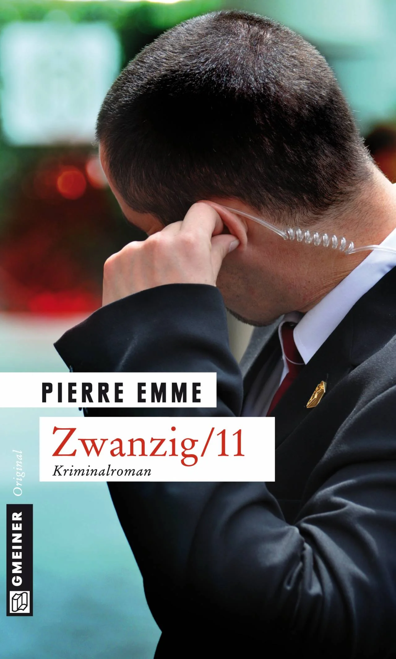 Wien, im November 2011. Max Petrark wacht am Krankenbett seines Bruders Maurice. Dieser hat einen schweren Autounfall nur knapp überlebt und liegt im Koma. Während die Polizei von einem Selbstmordversuch ausgeht, macht sich Max auf die Suche nach der Wahrheit. Doch diese scheint unbequem, ja sogar tödlich zu sein. Und allmählich begreift er das ganze Ausmaß der Ereignisse: Zehn Jahre nach den Terroranschlägen von New York zeichnet sich eine neue Tragödie von weltpolitischer Bedeutung ab - in einem Zug zwischen Salzburg und Wien.