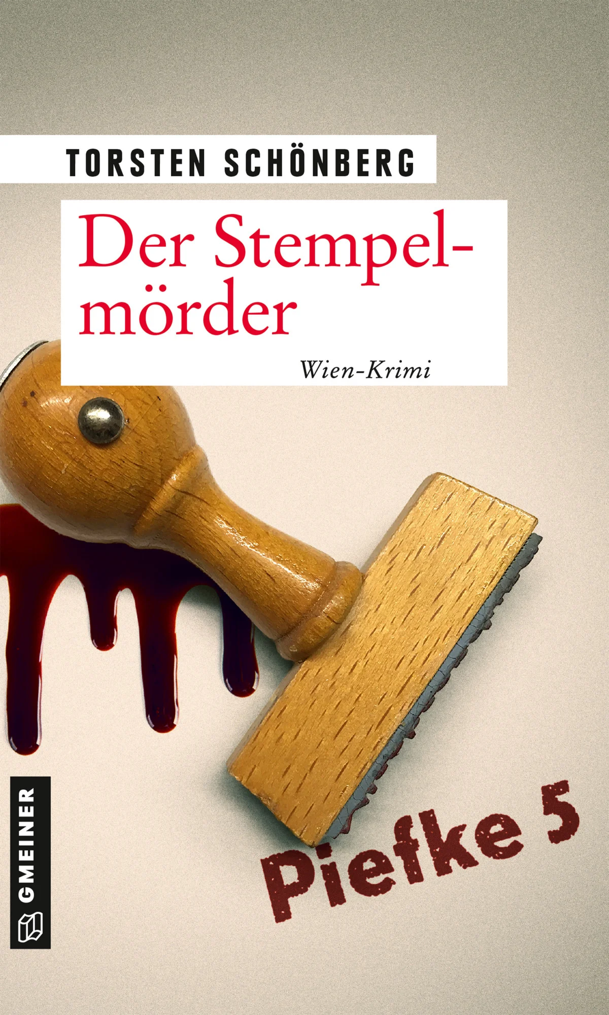 Wie wird man ein guter Österreicher? Diese Frage muss sich Juri Sonnenburg stellen, denn auch er ist unter den deutschen Wirtschaftsflüchtlingen, die es in den gelobten Süden zieht - nach Österreich! In Wien muss er sich zusammen mit seinem Gefährten Georg dem harten Integrationsprogramm „Piefke 5“ unterziehen. Mistabfuhr, Herzstiche und Kleingartenpflege sollen sie ihrem Ziel näherbringen. Doch als ein Mitbewohner in dem schäbigen Wiener Männerwohnheim ermordet aufgefunden wird, geraten Juri und Georg unter Mordverdacht …