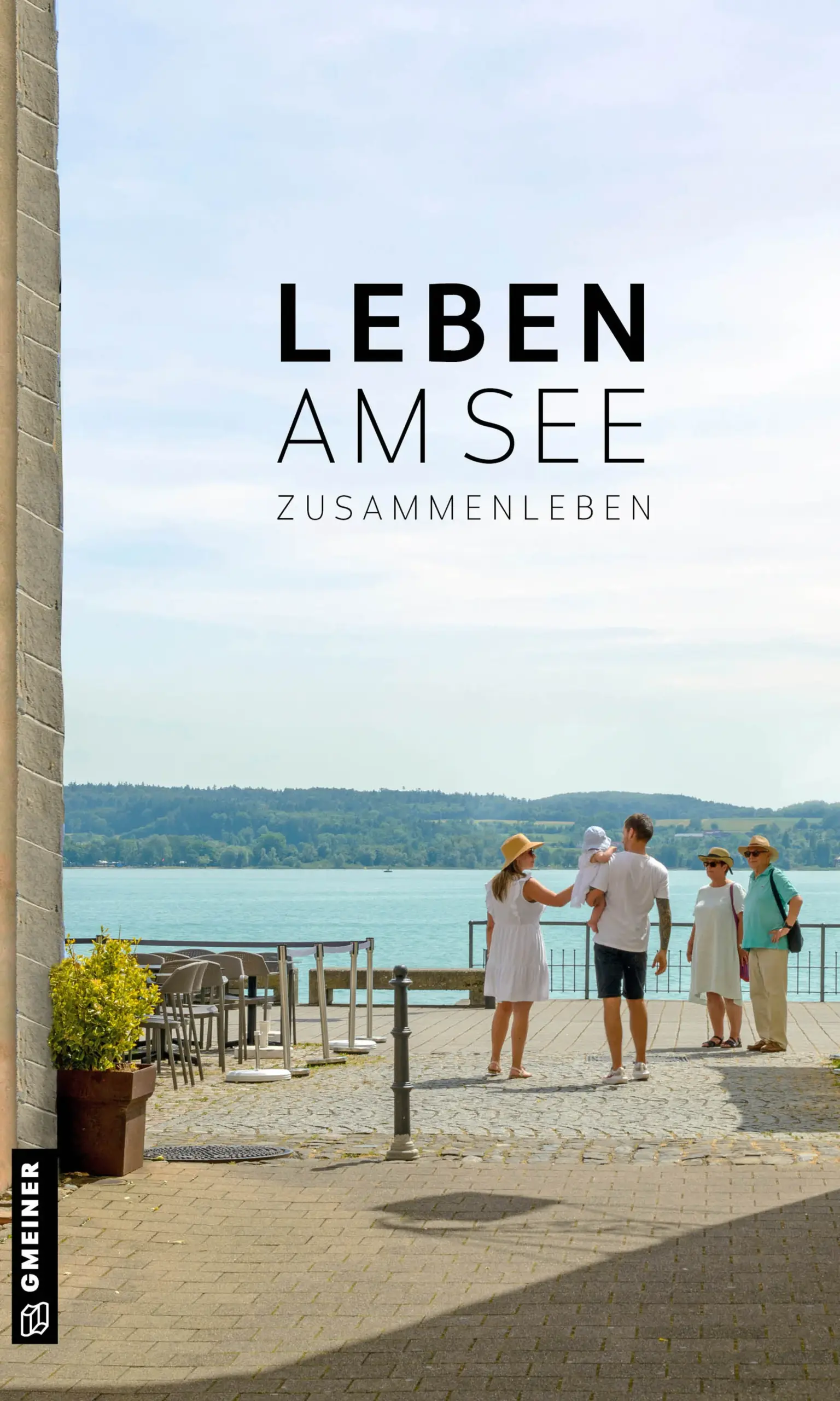 Wie wir miteinander umgehen, wie wir zusammenleben ist mitentscheidend für ein gelingendes Leben eines jeden Einzelnen. Seit 50 Jahren bietet der Bodenseekreis mit seinen vielfältigen Verwaltungsaufgaben einen regionalen Rahmen im Dienste der Bürgerinnen und Bürger. Anlässlich dieses Jubiläums blickt das Kreisjahrbuch auf die unterschiedlichen Formen und Möglichkeiten des Zusammenlebens in der Bodenseeregion: Dabei werden mit diesem Schwerpunktthema aktuelle und auch historische Beispiele aus Politik, Wirtschaft, Natur und Gesellschaft präsentiert.