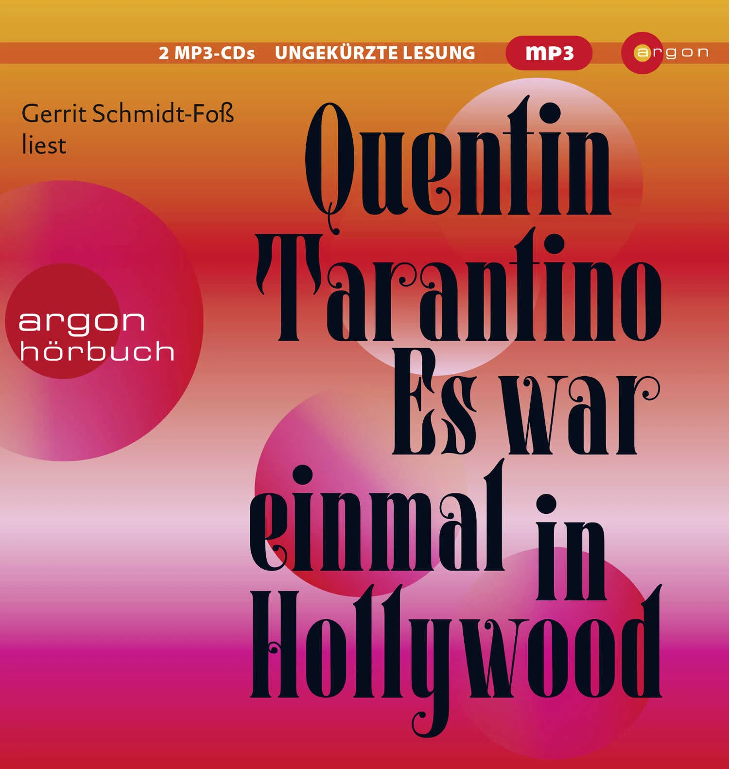 Tauchen Sie ein in das schillernde Hollywood der 60er Jahre – eine Ära im Umbruch, in der sich das Schicksal eines abgehalfterten Serienstars und seines Stuntdoubles auf unvorhersehbare Weise mit der berüchtigten Manson Family verknüpft.Los Angeles, 1969: Es war einmal in Hollywood folgt Rick Dalton, einst Star seiner eigenen Fernsehserie, der sich nun mit Schurkenrollen über Wasser hält. Zusammen mit seinem treuen Stunt-Double Cliff kämpft er darum, seiner Karriere neuen Schwung zu verleihen. Doch das Goldene Zeitalter Hollywoods neigt sich dem Ende zu, und die Welt der Filmstudios ist im Wandel begriffen. Auf ihrem Weg kreuzen sie die Pfade der Hippies um den Ex-Knacki Charles Manson – eine schicksalhafte Begegnung, die alles verändern wird.Quentin Tarantino verwandelt die Geschichte aus dem 10-fach Oscar-nominierten Film Once Upon a Time in Hollywood in einen fesselnden Abenteuerroman, der weit über den Film hinausweist. Meisterhaft erzählt von Gerrit Schmidt-Foß, der deutschen Stimme von Leonardo DiCaprio, erwacht Tarantinos Welt zu neuem Leben – ein Muss für Fans des Kultregisseurs.