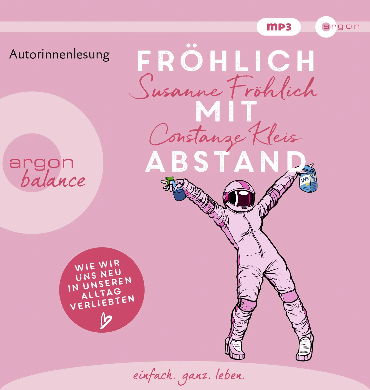 Wenn morgen die Welt untergeht, backen wir heute noch Hefezopf.Wenn unser Alltag alles außer alltäglich ist: In außergewöhnlichen Situationen und Krisen sind wir zurückgeworfen auf uns selbst. Plötzlich liegt das Leben wie unter einem Vergrößerungsglas vor uns, und wir stellen uns Fragen, für die sonst oft kaum Zeit blieb: Ist der Mann an meiner Seite der Richtige? Waren die Kinder schon immer so? Wieso stehen wieder so viele Frauen am Herd? Und seit wann bin ich eigentlich wie meine Mutter? Denn was bleibt, wenn sich alles ändert? Wenn man nichts machen kann, außer weiter? Dann zeigt sich deutlich: Unser Alltag ist alles andere als der Langweiler, für den wir ihn immer hielten. Er besitzt mehr Glamour als gedacht, bietet Halt, gerade wenn draußen in der Welt alles aus den Fugen gerät. Er ist voller Sensationen und die Summe aller kleinen Dinge, die uns ausmachen – der eigentliche Held unseres Lebens.Das Erfolgsduo Susanne Fröhlich und Constanze Kleis öffnet für uns sein Tagebuch und erzählt, wie es seinen Alltag auf den Prüfstand stellt, um sich dabei neu in ihn zu verlieben. In das, was er für uns war und sein kann: das Beste vom Tag. Er macht uns unverwechselbar, ist ein enorm guter Tröster und voller Glücksmomente und wir können mit Gewissheit eines von ihm sagen: ohne ihn ist alles nichts.