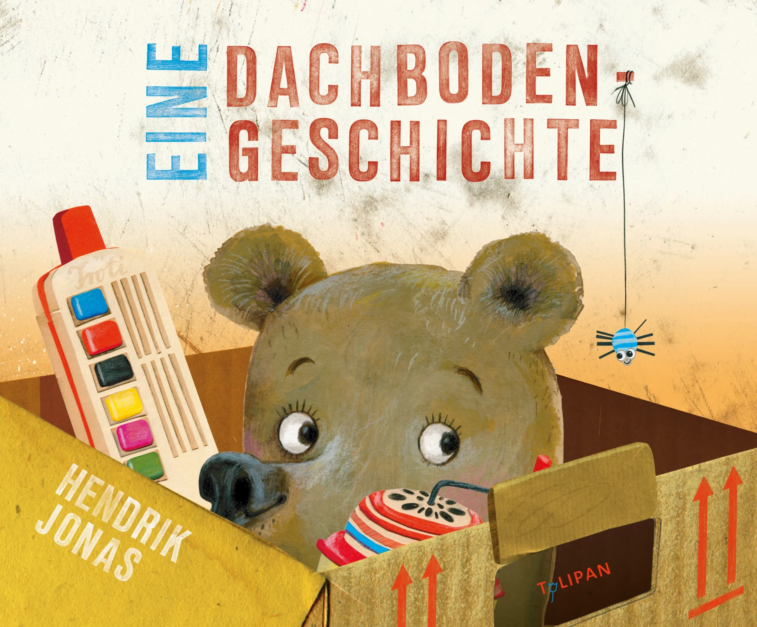 Auf dem Dachboden abgestellt und vergessen – ein Teddybär langweilt sich grässlich! Also nichts wie weg, da draußen wartet schließlich eine ganze Welt! Es geht an fauchenden Hauskatzen und wilden Hunden vorbei und mitten durch den tosenden Straßenverkehr. Der Bär wagt sich sogar in einen Bus – ganz ohne Fahrschein. Als der Kontrolleur kommt, rettet er sich in die Schultasche eines Mädchens. Allerdings ist dort schon jemand: »Gestatten, Hase.« Der Hase teilt gerne, nicht nur die Tasche, sondern gleich sein ganzes Zuhause, und eine wunderbare Freundschaft beginnt! Das Mädchen wird älter. Bär und Hase rücken in die zweite Reihe und schließlich – o Graus! – landen sie in einer Kiste und werden ausgerechnet zurück auf den Dachboden gebracht. Doch Bär merkt: Halb so wild! Mit dem Hasen an seiner Seite ist der Ort ein Abenteuerland.Ausstattung: durchgehend farbig illustriert