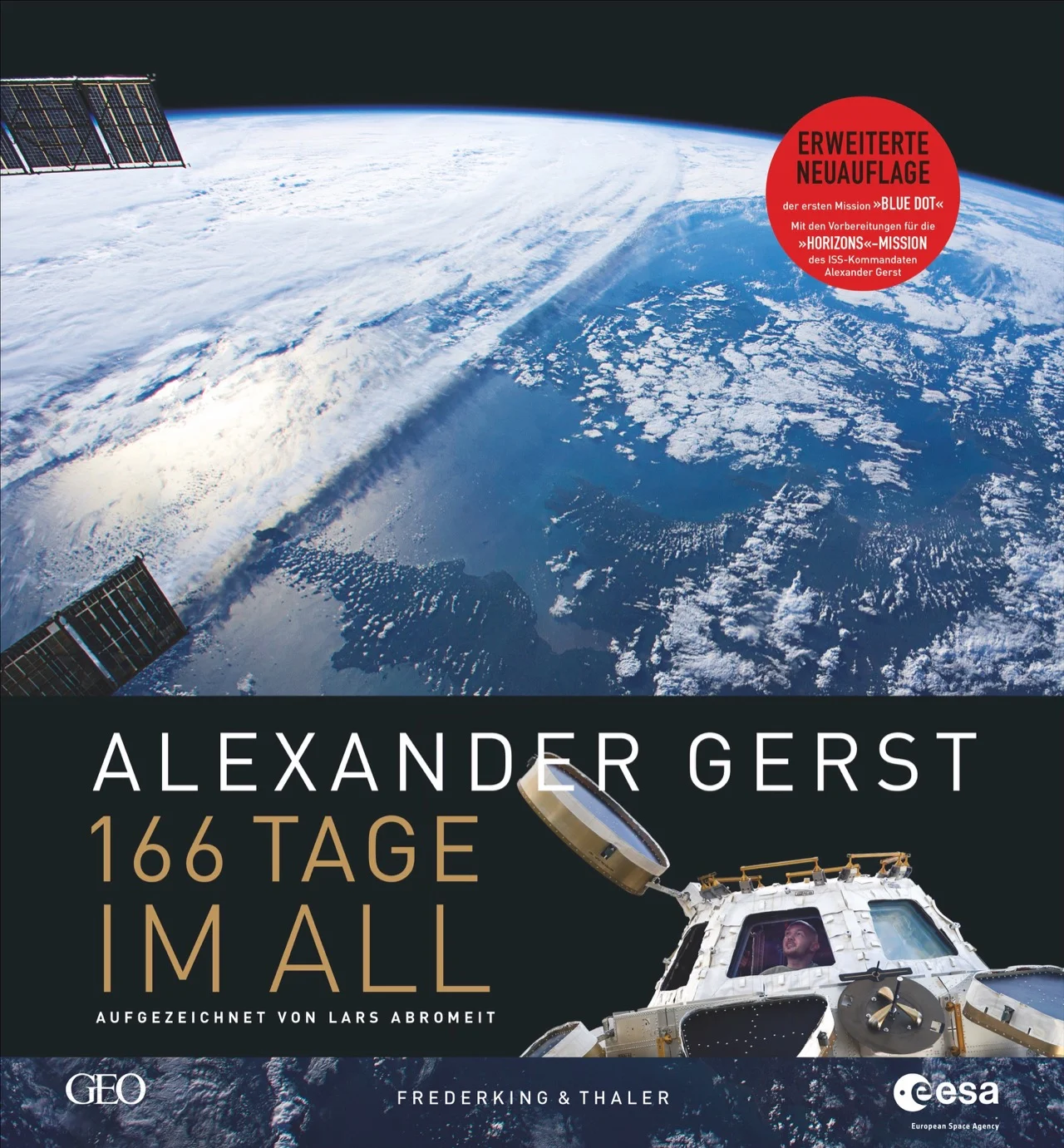 Die »Blue Dot«-Mission hautnahAstronaut Alex Gerst liefert authentische Eindrücke seiner ersten Expedition an Bord der ISS. Inklusive der Vorbereitungen zur zweiten Mission.Mit seinen Bildern und Nachrichten von der Raumstation ISS hat Alexander Gerst Hunderttausende auf der Erde begeistert: Der deutsche Astronaut zieht in diesem Buch Bilanz aus 166 Tagen im All. Gemeinsam mit dem GEO-Reporter Lars Abromeit zeigt er seine besten Fotografien, lässt die schönsten und spannendsten Augenblicke der »Blue Dot«-Mission aufleben und berichtet von den Vorbereitungen für seine zweite Mission »Horizons«, von der er am 20. Dezember 2018 um 6:02 Uhr (UTC) begeistert und wohlbehalten zurückgekehrt ist. Mit Vorbereitungen auf die 2. Mission »Horizons« 2018 Exklusive Blicke hinter die Kulissen – Denken, Fühlen und Leben an Bord der ISS Vorwort von Sigmund Jähn, dem ersten Deutschen im Weltraum