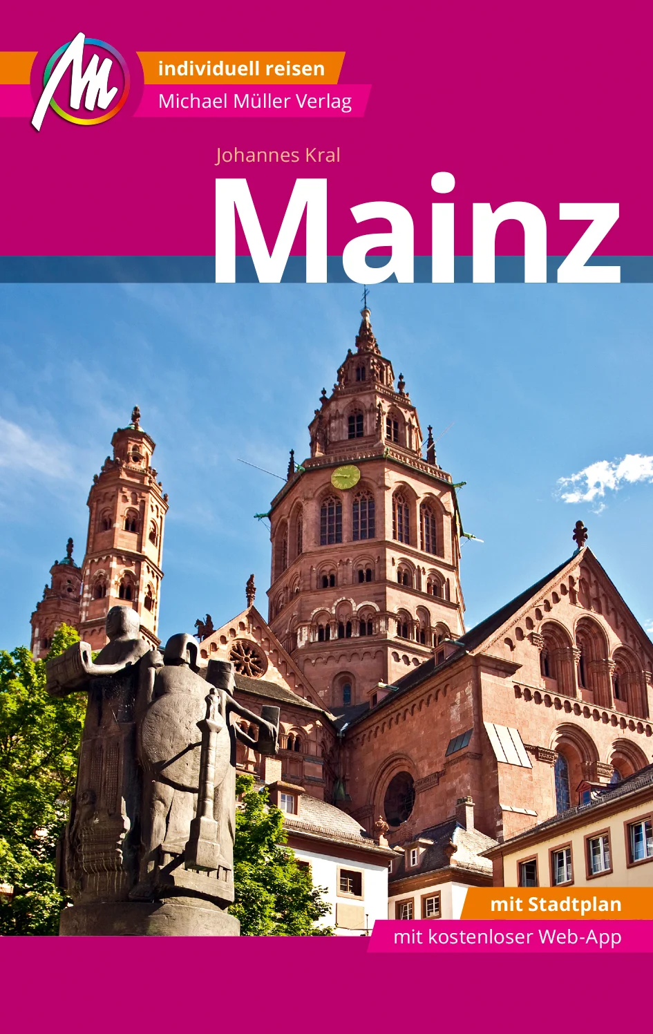 In der goldenen Stadt am Rhein werden Kulturdenkmäler aus 2000 Jahren Stadtgeschichte lebendig. Römische Kultstätten entführen den Besucher in das mystische Mogontiacum. Der Dom, das Mainzer Schloss und prächtige Adelspalais zeugen standhaft von der Macht der Erzbischöfe. Und über die Spuren des bekanntesten Sohns der Stadt, Johannes Gutenberg, stolpert man nicht nur in Form der berühmten Bibeln. Der Autor zeigt auf seinen Rundgängen aber auch die moderne Landeshauptstadt Mainz, die ZDF-Medienmetropole und Studentenstadt. Nicht zu vergessen die Weinstuben der romantischen Altstadt, wo man sprichwörtliche Meenzer Gemütlichkeit und Lebensfreude erlebt, die zur Fassenacht eine ganze Stadt im fröhlichen Ausnahmezustand versinken lassen. Ausflüge führen Wanderer und Erholungssuchende über den Stadtrand hinaus in die Weinberge oder an die sommerlichen Rheinstrände. Und dann gibt es natürlich noch den Mainzer Weihnachtsmarkt, das 