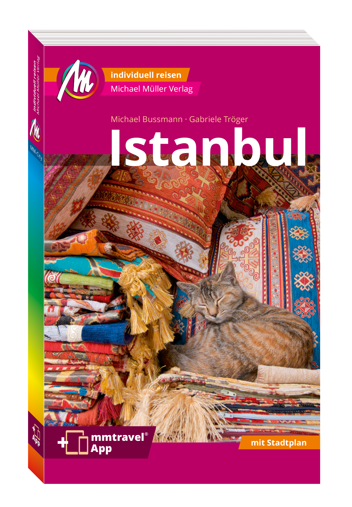 Anders reisen und dabei das Besondere entdecken Mit den aktuellen Tipps aus den Michael-Müller-Reiseführern gestalten Sie Ihre Reise individuell, nachhaltig und sicher. Entdecken Sie die pulsierende Bosporus-Metropole Istanbul intensiv und individuell mit unserem Istanbul-Reiseführer. In der achten Auflage zeigen Ihnen Michael Bussmann und Gabriele Tröger alle Facetten der Metropole zwischen Orient und Okzident – alles vor Ort recherchiert und für Sie ausprobiert. Der Istanbul-Reiseführer im Überblick 300 Seiten mit 153 Farbfotos, ein herausnehmbarer Stadtplan im Maßstab 1:15.000 und unsere kostenlose mmtravel® App führen Sie kompetent durch die Stadt. 60 Karten, 15 ausführlich beschriebene Touren, vier Ausflüge in die Umgebung und ein Plan der öffentlichen Verkehrsmittel – damit sind Sie orientiert wie die Einheimischen. Hilfreiche Hinweise und Geheimtipps, dazu die wichtigsten Redewendungen und Begriffe auf Türkisch machen den Istanbul-Reiseführer zu einem unentbehrlichen Begleiter. Ökologisch, regional und nachhaltig wirtschaftende Betriebe sind hervorgehoben. Subjektiv, persönlich und wertend – die Michael-Müller-Bücher mit ihren Restaurant- und Einkaufstipps, ihren Hintergrundgeschichten und Service-Infos sind, was sie schon immer waren: mehr als »nur« Reiseführer. Zahlreiche Features machen die Reiseführer übersichtlich und ermöglichen schnelle Orientierung dank Überblicksseiten zu den einzelnen Touren samt deren Besonderheiten. Weitere hilfreiche Informationen bietet ein umfangreiches extra Kapitel »Nachlesen und Nachschlagen« zu Geschichte, Kultur- und Nachtleben, Unterwegs mit Kindern, Übernachten, Essen und Trinken, reisepraktischen Tipps von A-Z und mehr. Die gratis Web-App ergänzt den Reiseführer kongenial und macht die Erkundung der Stadt zu einem Kinderspiel. Merian schreibt: »Ein Reiseführer mit allen Facetten der Stadt, von Szeneclubs bis zur Moscheenarchitektur.« Lebendiges Istanbul Orientalische Dynamik und Lebensfreude, mondänes Flair und das sonnige Wetter Istanbuls machen die Stadt zum ganzjährigen Reiseziel. 15 ausführliche Touren lassen Sie jedes Viertel entdecken. Das Istanbul der Bildbände, die Palaststadt der Osmanen, das wuselige Basarviertel, Balat, Fener und Fatih, entlang der historischen Stadtmauer, Istanbuls heiligstes Viertel Eyüp, Istanbuls bekannteste Flaniermeile Istiklal Caddesi, Kunst und Kultur in Galata und Karaköy, Schickes und Kreatives rund um Harbiye, zwischen Palästen und Kneipen in Beşiktaş, die beiden Seiten des Bosporus, das hippe Kadiköy, Moscheen im konservativen Üsküdar: unser Reiseführer hat alles – samt Geheimtipps, die Sie garantiert noch nicht kannten. Kultur und Geschichte Istanbuls Eine bewegte Geschichte und zahlreiche Sehenswürdigkeiten warten auf Entdeckung: die Hagia Sophia und Blaue Moschee sind Must-Sees, ebenso wie der einem orientalischen Traum entsprungene Topkapi-Palast und die Serailspitze. Auch die Hügel hinter dem Goldenen Horn und die Theodosianische Stadtmauer umweht der Hauch der Geschichte. Der Reiseführer »Istanbul« ist vollgepackt mit Sehens- und Wissenswertem. Hilfreich ist die kompakte Liste von 74 kulturellen Highlights der Stadt, von Museen über Paläste, Festungen und Sakralbauten bis zu den besten Aussichtspunkten der Stadt. Vor Ort recherchierte Geheimtipps lassen Sie weitere lohnende Highlights abseits bekannter Pfade entdecken. Essen & Trinken in Istanbul – Gaumenfreuden jeder Art Mehr als 100 Restaurants Istanbuls sind in einer praktischen Übersicht zusammengefasst. Ob Edel-Restaurant mit typisch türkischer Küche, ob Fischrestaurant oder die besten Kebabs, ob Hausmannskost, vegetarisch oder vegan, bis hin zu alkoholfreien Cafés: Unser Reiseführer verrät, wo es am besten schmeckt. Unterkunft in Istanbul In Istanbul Hotels finden? Nichts leichter als das mit unserem Istanbul-Reiseführer: eine praktische doppelseitige Übersichtskarte zeigt 31 zentral gelegene Hostels, Pensionen und Hotels für jeden Anspruch und Geldbeutel, von einfach bis edel. Für Sie ausgesucht, ausprobiert, beschrieben und kompakt zusammengestellt. Mit Kind und Kegel unterwegs in Istanbul Nach Kulinarischem und Kulturellem ein wenig Konsum? Der Reiseführer »Istanbul«listet 62 Shoppingadressen. Ob Spezialitäten, Shoppingcenter, Schuhe oder Mode, Gold und Antiquitäten, Musik und Bücher: kein Wunsch bleibt unerfüllt. Wie man mit kleinem Reisebudget Istanbul günstig bis gratis erleben kann, ob Nahverkehr, Essen & Trinken oder Museen, verrät unser Reiseführer. Mit Kindern unterwegs? Unser Reiseführer nennt Sights und Attraktionen, die auch Kindern Spaß machen. Darüber hinaus bietet er vier Ausflüge in die Umgebung nach Şile, Yeşilköy, Polonezköy und auf die Prinzeninseln. Unschlagbares Bundle Die mmtravel® App zum City-Guide Istanbul ist gratis mit dabei, denn Buch und App gehören für uns einfach zusammen. Nutzen Sie den inkludierten Freischaltcode zum kostenlosen Download und laden Sie den kompletten Inhalt des Reiseführers mit Online-Karten und GPS-Funktion auf Ihr Smartphone oder Tablet.