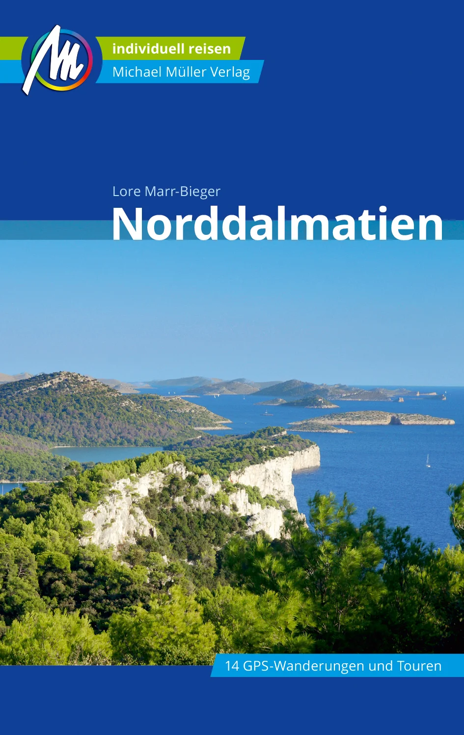 Anders reisen und dabei das Besondere entdecken: Mit den aktuellen Tipps aus den Michael-Müller-Reiseführern gestalten Sie Ihre Reise individuell, nachhaltig und sicher. Seit über 30 Jahren ist Autorin Lore Marr-Bieger im Land der „Tausend Inseln und Möglichkeiten“ unterwegs. Profitieren Sie von dieser jahrzehntelangen Erfahrung mit unserem Reiseführer „Norddalmatien“ in der dritten Auflage 2019. 416 Seiten sind prall gefüllt mit 260 Farbfotos, einer Norddalmatien-Karte sowie 33 weiteren, 14 Wanderungen und einer Vielzahl an akribisch recherchierten und für Sie ausprobierten Geheimtipps, nützlichen Ratschlägen und Hintergrundinformationen. Ökologisch, regional und nachhaltig wirtschaftende Betriebe sind hervorgehoben. Kroati.de schreibt: „Der Reiseführer über Norddalmatien von Lore Marr-Bieger ist Pflichtlektüre (…) um spannende Insider-Informationen zu erhalten!“ Das Land im Überblick: Die Region um das mit Kulturdenkmälern gespickte Zadar, die vorgelagerten Inseln mit malerischen Buchten. Die sehenswerten Kleinstädte Nin und Novigrad, das familienfreundliche Pakoštane oder Sv. Filip i Jakov, Zrmanja, der Vrana-See und Pag. Die Region Šibenik-Knin mit der von der UNESCO geadelten Kathedrale in Šibenik, malerische Badebuchten im Šibeniker Archipel, Pirovac, Rogoznica und Primošten, die quirlige Küstenstadt Vodice, Drniš und Knin mit ihren trutzigen Festungen. Naturidyll im Nationalpark Krka oder Kornaten. Was tun in Norddalmatien? Kulturinteressierte kommen in der kroatischen Region voll auf ihre Kosten. Norddalmatiens Sehenswürdigkeiten stammen teils aus der Antike: Illyrer, Römer und Venezianer hinterließen ihre Spuren. Die wunderschöne Natur des Festlandes und der Inseln in Norddalmatien laden zu einer Vielzahl an Aktivitäten ein, etwa Rafting auf der Zrmanja, Wandern und Klettern im Nationalpark Paklenica oder rund um den Vrana-See. 14 Wanderungen und Touren führen Sie zu den schönsten Flecken des Landes. Die Strände der kroatischen Adria locken mit glasklarem Wasser. Unser Norddalmatien-Reiseführer ist kundiger Begleiter durch Kultur und Natur. Norddalmatien mit Kindern: Für Familienurlaub ist das Land ein Paradies. Schnorcheln, Schwimmen, Bootstouren, Klettern in beeindruckenden Schluchten, eindrucksvolle Tropfsteinhöhlen, eine Vielzahl an Museen, Festungen und Installationen. Der Reiseführer „Norddalmatien“ kennt alles und glänzt mit erprobten Tipps und nützlichen Ratschlägen. Empfehlenswerte Highlights sind ein Bootsausflug in die Inselwelt des Nationalparks Kornaten oder ein Schiffsausflug durch die Canyons des Krka-Nationalparks mit zahlreichen Wasserfällen. Übernachtung und Unterkunft – Hotels, Pensionen und Ferienhäuser: Norddalmatien bietet viele Arten von Unterkünften. Ob Appartement oder Urlaub auf dem Bauernhof, ob Hotel oder Campingplatz: mit unserem Norddalmatien-Reiseführer finden Sie garantiert die passende Übernachtungsmöglichkeit – alle für Sie getestet. Die Geheimtipps der Autorin weisen auf besondere Herbergen hin. Praktisch und interaktiv: Kostenlos und registrierungsfrei stehen 14 GPS-Tracks und die mmtravel-tracks-App mit Online-Karten und Ortungsfunktion zum Download für Ihren Urlaub in Norddalmatien bereit. Neben prall gefüllten 186 Seiten zu Stränden, Hotels, Restaurants und Unterkünften finden Sie im Reiseführer „Norddalmatien“ auf 50 Seiten alles Notwendige, Wissenswerte und Reisepraktische zur besten Reisezeit, zu Fauna und Flora und mehr kompakt zusammengefasst, darunter die wichtigsten kroatischen Begriffe und Wendungen. Gut zu wissen: Dieser Reiseführer aus dem Michael Müller Verlag wurde klimaneutral produziert.