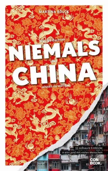 Wollten Sie schon immer mal wissen, wann die Chinesen eigentlich gelb wurden und welche Rolle Konfuzius heutzutage spielt? Oder interessiert es Sie mehr, wie sich chinesische Eltern den idealen Schwiegersohn vorstellen, wie junge Chinesinnen schmollen, worüber man beim Smalltalk so redet und wie ein Leben ohne Google, Facebook und Co. funktioniert? Dieses Buch gibt Ihnen 55 Puzzleteile an die Hand, mit denen Sie Ihr Bild von China ergänzen können. Dabei werden Sie entdecken, dass das bevölkerungsreichste Land der Welt manchmal ganz anders ist, als man es sich vorstellt, und dass es weit mehr zu bieten hat als die Große Mauer und die Verbotene Stadt. Eine humorvolle Reise durch das Reich der Mitte