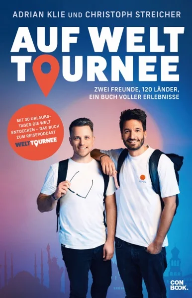 Work hard, travel smarter: Das Buch für Weltentdecker mit VollzeitjobNicht immer geht alles glatt auf Reisen, das wissen Adrian und Christoph nur zu gut. In humorvollen Anekdoten erzählen die beiden Freunde und Podcast-Hosts (»Welttournee – der Reisepodcast«), wie sie die Welt auf ihre ganz eigene Art entdecken. Das Besondere: Adrian und Christoph sind keine Reiseblogger oder Aussteiger. Sie haben Vollzeitjobs und wollen mit ihren 30 Urlaubstagen so viel wie möglich erleben.Wie sie das anstellen und was sie dabei in über 120 bereisten Ländern alles erlebt haben, verraten sie in diesem Buch – und berichten von großen und kleinen Katastrophen, einmaligen Begegnungen und kuriosen Fortbewegungsmitteln.Kurzum: Die besten Geschichten einer Männerfreundschaft, die mit jedem Stempel im Pass noch eine Spur besser wird.Podcast: www.der-reisepodcast.de
