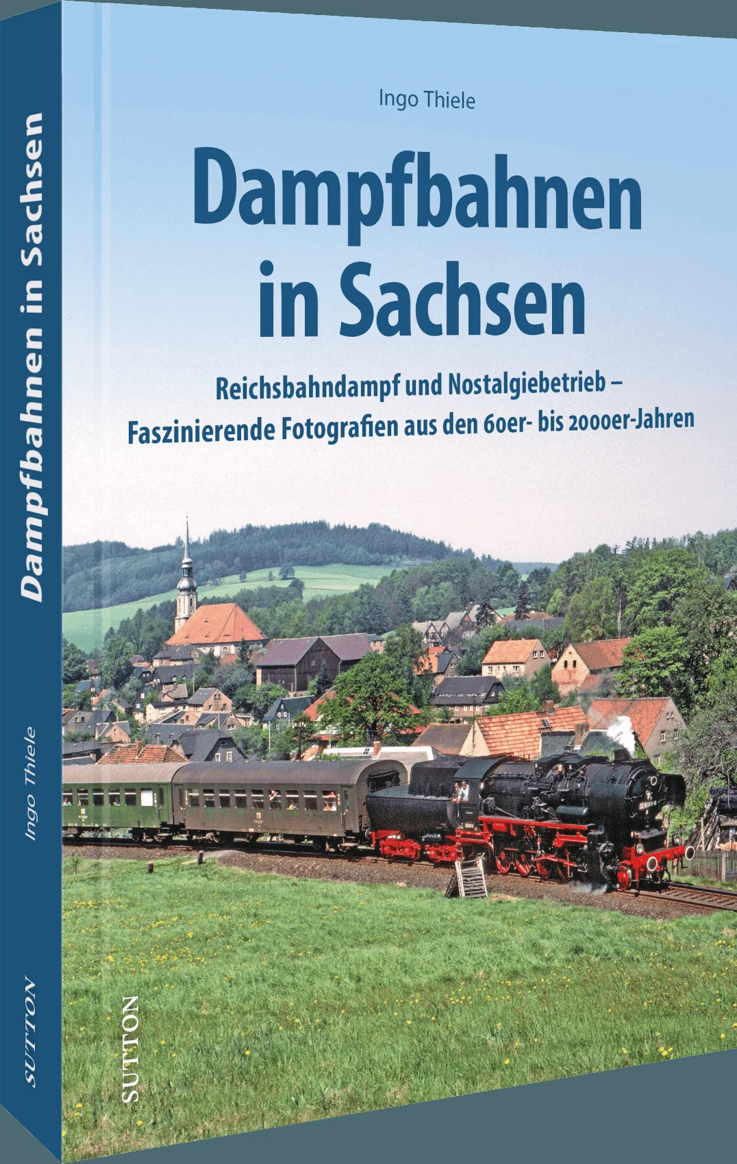 Mit Volldampf durch SachsenEntdecken Sie die faszinierende Welt der Dampfeisenbahnen in Sachsen! Ingo Thiele präsentiert Ihnen auf rund 220 großformatigen und zumeist unveröffentlichten Fotografien den Einsatz von Dampfzügen in Sachsen in den 1960er- bis 2000er-Jahren. Technische Leckerbissen inmitten prächtiger Landschaften werden hier in ihrer ganzen Schönheit und Vielfalt gezeigt und begeistern nicht nur Fans von Dampfeisenbahnen. Ob historische Reichsbahndampfzüge oder Nostalgiebetriebe - dieser Bildband entführt Sie auf eine faszinierende Reise durch die Zeit. Ein absolutes Muss für alle Technikfans und Eisenbahnliebhaber! Bestellen Sie jetzt 