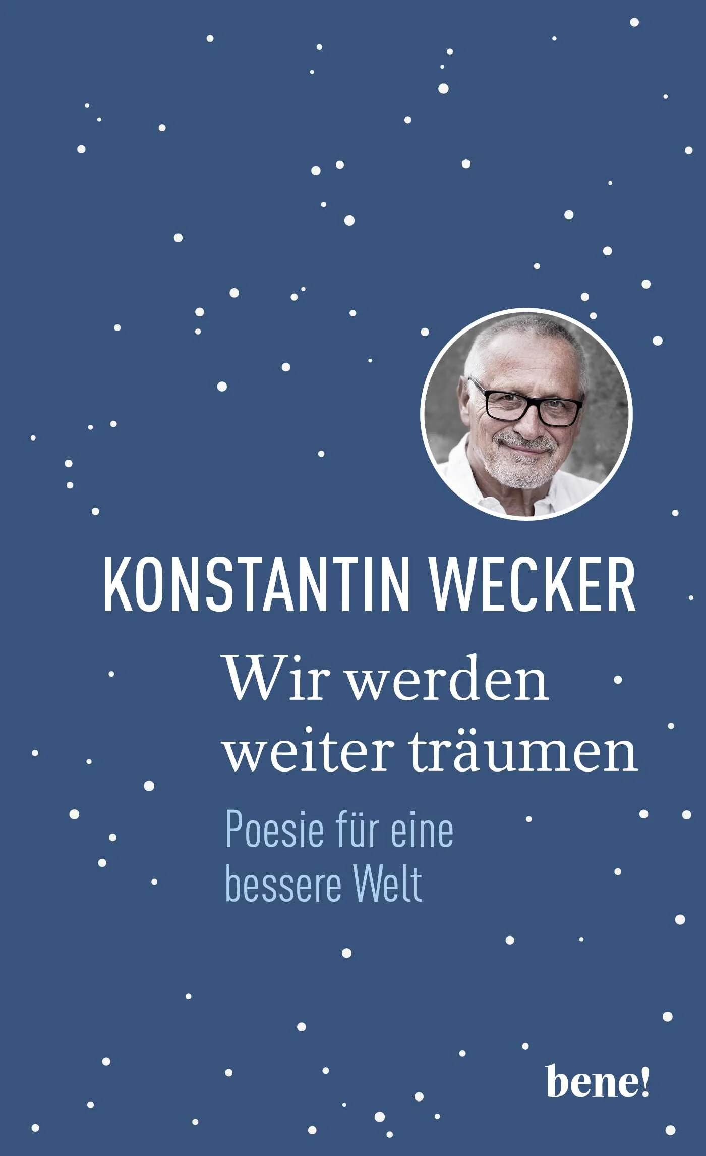Von Frieden und Gerechtigkeit, einem Leben voller Liebe.Davon handeln die poetischen Texte Konstantin Weckers, einem der bekanntesten deutschen Liedermacher. Konstantin Wecker beeindruckt seit Jahrzehnten mit seinem Glauben an die Veränderbarkeit der Welt und seinem Engagement für Menschlichkeit. Die poetischen Texte Weckers laden dazu ein, trotz der kleinen und großen Katastrophen unserer Zeit nicht aufzugeben, hoffnungsvoll zu leben und von einer besseren Welt zu träumen. Poesie, die ermutigt, hoffnungsvoll zu lebenTräume und Utopien einer anderen, einer besseren Welt begleiten Konstantin Wecker Zeit seines Lebens. Davon erzählen auch zahlreiche Werke des bekannten Liedermachers. Denn er ist überzeugt:»Es ist wichtig, sich von der Kunst ermutigen zu lassen, zu sich selbst zu stehen, seine Utopien zu verteidigen und sich nicht von machtgierigen, ideologischen Strategien vereinnahmen zu lassen. Nur so werden wir diese profitorientierte und zerstörerische Welt in ein gleichberechtigtes und mitfühlendes Miteinander verwandeln.«Das neue Buch des bekannten Liedermachers, wunderschön gestaltet, unter anderem mit einer weißen Tiefprägung auf dem Cover.