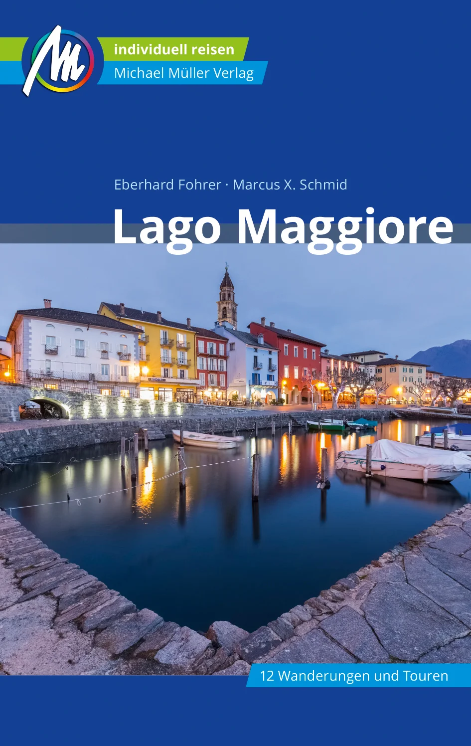 Anders reisen und dabei das Besondere entdecken Mit den aktuellen Tipps aus den Michael-Müller-Reiseführern gestalten Sie Ihre Reise individuell, nachhaltig und sicher. Der Lago Maggiore – ein Sehnsuchtsort im Herzen Europas. Unsere erfahrenen Autoren Eberhard Fohrer und Marcus X. Schmid zeigen Ihnen in unserem Reiseführer »Lago Maggiore« in der sechsten Auflage auf 384 Seiten mit 210 Farbfotos die zauberhafte Vielfalt dieser mit Naturschönheiten reich gesegneten Region. Dank der 47 Karten und Pläne kennen Sie sich so gut aus wie die Einheimischen. Erleben Sie die traumhafte Natur hautnah dank zwölf ausführlich beschriebener Wanderungen und Touren samt zehn kostenlos und registrierungsfrei herunterladbarer GPS-Tracks. Ökologisch, regional und nachhaltig wirtschaftende Betriebe sind kenntlich gemacht. Alles vor Ort für Sie recherchiert und ausprobiert. Zahlreiche eingestreute Kurz-Essays vermitteln interessante Hintergrundinformationen. Die Geheimtipps unseres kongenialen Autorengespanns erschließen Ihnen die Highlights ebenso wie Sehenswertes jenseits der touristischen Hotspots. Erprobte Tipps und nützliche reisepraktische Ratschläge runden den Reiseführer »Lago Maggiore« ab. Die Badische Zeitung schreibt: »Wer () auch Wert auf den Schweizer Teil des Sees legt, der wird mit diesem Führer bestens informiert – egal, ob es ums Wandern oder um gutes Essen geht.« Der Lago Maggiore im Überblick Locarno und Ascona sind bezaubernde, darum viel besuchte Orte am Tessiner Ufer. Sehenswert der botanische Garten auf den Brissago-Inseln mitten im See. Aufregend ein Ausflug in die Berge: Im einstigen Schmugglerdorf Indemini wartet die ein oder andere Anekdote aus wilden Zeiten auf Interessierte. Wanderfreunde finden ihr Glück in den nördlich gelegenen Tälern des Locarnese. Einladende Flussbecken entlang des Wegs versprechen Erfrischung unterwegs. Müde Glieder entspannen sich im warmen Thermalwasser im Onsernone. Mit unserem »Lago Maggiore«-Reiseführer entdecken Sie an allen Orten Plätze, die garantiert nicht jeder kennt! Am naturbelassenen lombardischen Ufer herrscht ruhige Gelassenheit. Badefreunde finden zahlreiche einladende Bademöglichkeiten. Kultur- und Geschichtsinteressierte erfreuen sich am pittoresken mittelalterlichen Kloster Santa Caterina del Sasso. Dem Adel ins Schlafzimmer schauen kann man in der imposanten Villa di Porta Bozzolo. Beeindruckend die stolze, am südlichen Seeausgang thronende Borromäer-Burg von Angera. Vertrauen Sie den Geheimtipps von Eberhard Fohrer und Marcus X. Schmid: Sie werden es nicht bereuen, versprochen! Das italienische Westufer ist geprägt von Jugendstilvillen und prachtvollen Palästen. Beeindruckend sind die größten Grand Hotels am See in Stresa. Die sehenswerten Borromäischen Inseln sind Touristenmagnete. Ein ausführlich beschriebener Abstecher nach Mailand rundet den Reiseführer »Lago Maggiore« ab. Praktisch und interaktiv Kostenlos und registrierungsfrei stehen zehn GPS-Tracks und die mmtravel® App mit Online-Karten und Ortungsfunktion zum Download für genussvolle Wanderungen in Ihrem Urlaub am Lago Maggiore bereit. Drei Fakten rund um den Lago Maggiore, die Sie wahrscheinlich noch nicht kannten: Am Grunde des Lago dElio soll ein Dorf verborgen sein, das zur Strafe für verweigerte Gastfreundschaft einst von den Fluten verschlungen wurde. Clown-Dorf Versico: Der weltberühmte Clown Dimitri wohnte hier. Das Dorf steht samt Clown-Schule, Museum und Theater ganz im Zeichen des lachenden, 2016 mit 81 Jahren verstorbenen Clowns. Die weltweit größte Magnoliensammlung befindet sich im »Parco Botanico del Gambarogno«.