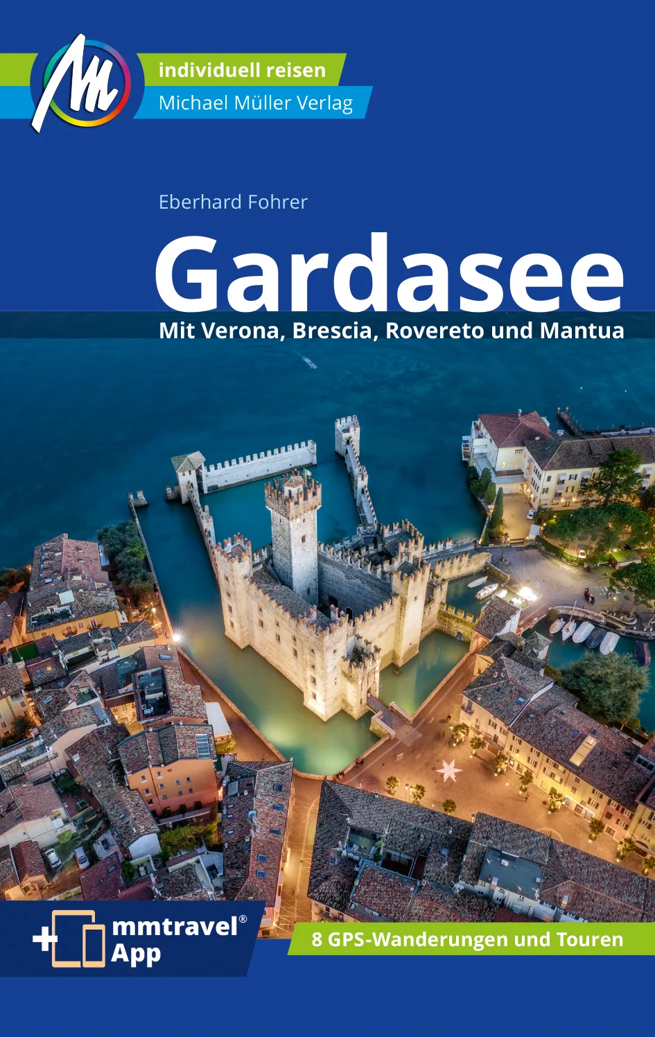 Anders reisen und dabei das Besondere entdecken: Mit den aktuellen Tipps aus den Michael-Müller-Reiseführern gestalten Sie Ihre Reise individuell, nachhaltig und sicher. Auf seinen 352 Seiten mit 184 Farbfotos und 47 Karten ist der Gardasee-Reiseführer so gründlich und umfassend wie kein anderer deutschsprachiger Reiseführer zum »Lago di Garda« – und das schon in seiner zehnten Auflage. Unser Reiseführer zeigt, dass der Gardasee-Urlaub trotz Urlaubermassen für Individualreisende paradiesisch sein kann: Gourmet-Highlights findet man etwa nur im Umland – und genau dorthin führt Sie unser Gardasee-Guide. Geheimtipps liefern wir aber nicht nur für Freunde der guten, italienischen Küche – auch allen anderen Gardasee-Begeisterten bietet unser Reiseführer erlesene Tipps: Ob für Weinliebhaber, Mountainbiker, Wanderer, Kite- und Wind-Surfer, Kletter-Fans, Taucher, Gleitschirmflieger, sportbegeisterte Jugendliche oder Familien mit Kindern. Das Besondere am Reiseziel Gardasee: Ein Urlaub lohnt sich vom Februar bis in den November. Der Frühling setzt etwa sechs Wochen früher ein als in Mitteleuropa. Die Sommer sind heiß, aber nicht drückend, und noch der Spätherbst verwöhnt mit vielen milden und sonnigen Tagen, zum Beispiel bei der Weinernte in Bardolino. Das Umland: So gut wie der Gardasee-Reiseführer kennen nur Einheimische die Region. Gespickt mit gut recherchierten Tipps beschreibt er 193 Orte – darunter Garda, Torbole, Arco, Limone, Gargnano, Gardone Riviera, Salò, Malcésine, Bardolino, Lazise, Sirmione und Vleggio. Reisepraktische Gardasee-Tipps: Hotels und Ferienwohnungen sind genauso beliebt wie die zahlreichen Camping-Plätze – allesamt von unserem Autor ausgewählt und kommentiert. Neben allen Infos zu Unterkünften, Restaurants und Klima gibt der Gardasee-Reiseführer Tipps zu Verkehrsmitteln vor Ort, Ermäßigungen, Festen, Veranstaltungen etc. Freizeitaktivitäten: Wind- oder Kitesurfing und Downhill-Biken ist genauso angesagt wie Freeclimbing oder Entspannen am Strand. Bei Familien mit Kindern steht Baden ganz oben auf der Liste, gefolgt von Wasser-, Safari-, oder Freizeitparks am Gardasee. Mit unserem Reiseführer kennen Sie für all das die originellsten und besten Spots. Alles über Geschichte und Kultur: Der Guide verrät nicht nur, dass Goethe beinahe als Spion verhaftet wurde als er das pittoreske Kastell von Malcésine abmalte, sondern auch, dass Rilke viele seiner Gedichte in Arco schrieb. Der Gardasee-Reiseführer bietet alles, was Kultur-Interessierte wissen müssen – von der Burg von Arco, den prähistorischen Pfahlbauten im Lago di Ledro oberhalb von Riva, über die monumentalen »Grotten des Catull«, oder Spaziergänge auf den Spuren großer Dichter und Denker bis hin zu den Terminen der urigsten Weinfeste. Mit Abstechern nach Verona, Brescia, Rovereto und Mantua: Mit Tipps zu Mautstationen, dem öffentlichen Nahverkehr, Restaurants, Hotels & Co. Für die Verona-Reise gibt es sogar einen Mini-Ratgeber, der erklärt, wie man an Opern-Karten kommt – eine Aufführung in einer der mächtigsten römischen Arenen unter freiem Himmel zu genießen, ist einfach ein Muss! Acht Wanderungen und Toureninklusive Karten und GPS-Tracks gratis zum Download: Ausgesuchte Spaziergänge und Hikes rund um den See und im Blumenparadies des Monte-Baldo-Massivs.